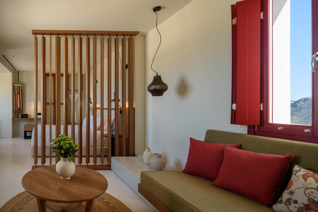 Potnia Theron Suites Akrotírion Kültér fotó